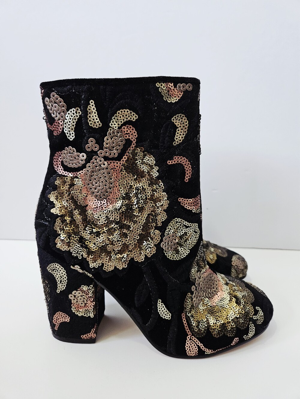 Aldo Embellished Sequin Ankle Boots Size 7 Black Velvet Brocade Heeled